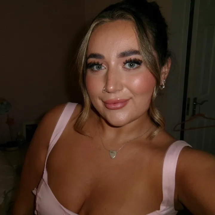@evabrownxo