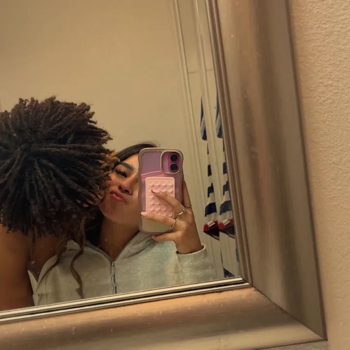 @braeskiii_