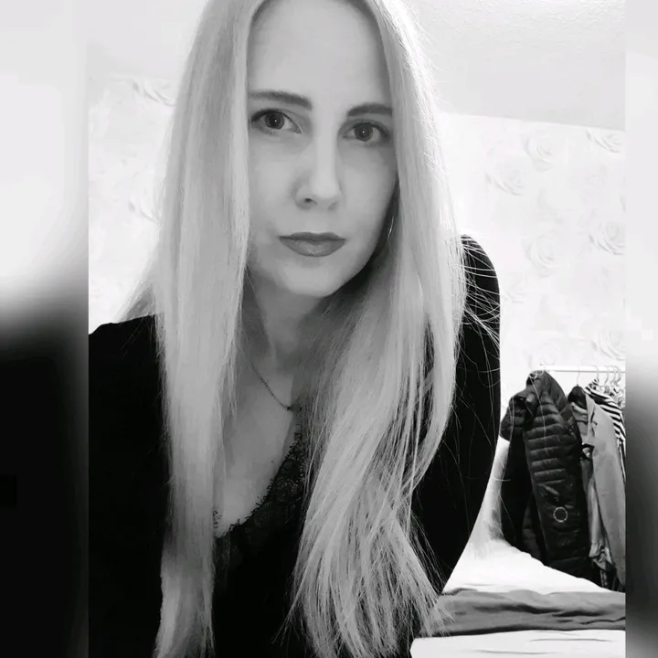 angeliina_1992