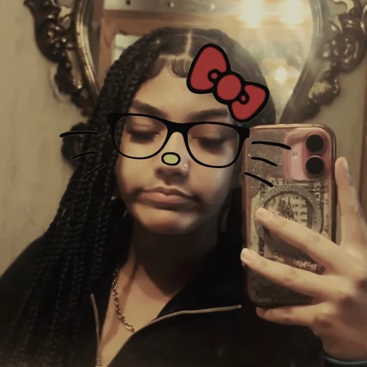 @itz_aireyana
