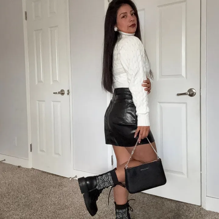 @iriskarlaperezmelgar