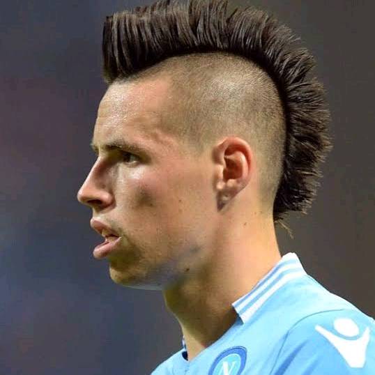 marekhamsik.17