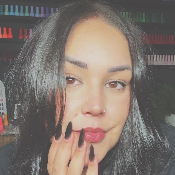 @thenailbabeee