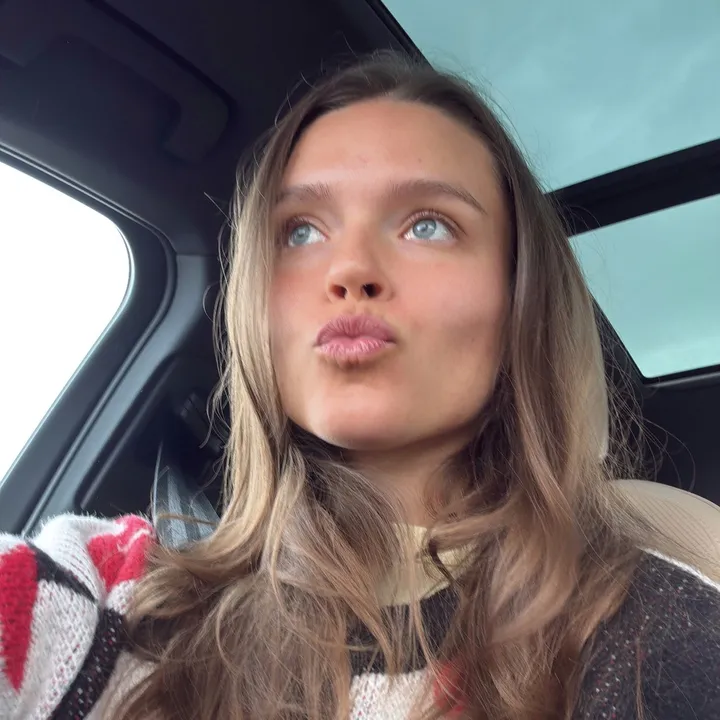 @themaddiemiles