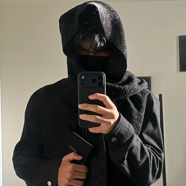 @uisxe