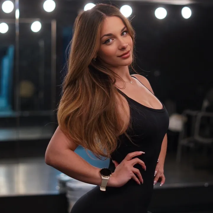 HALEY TAYLOR (@haytayfitness) - Urlebird