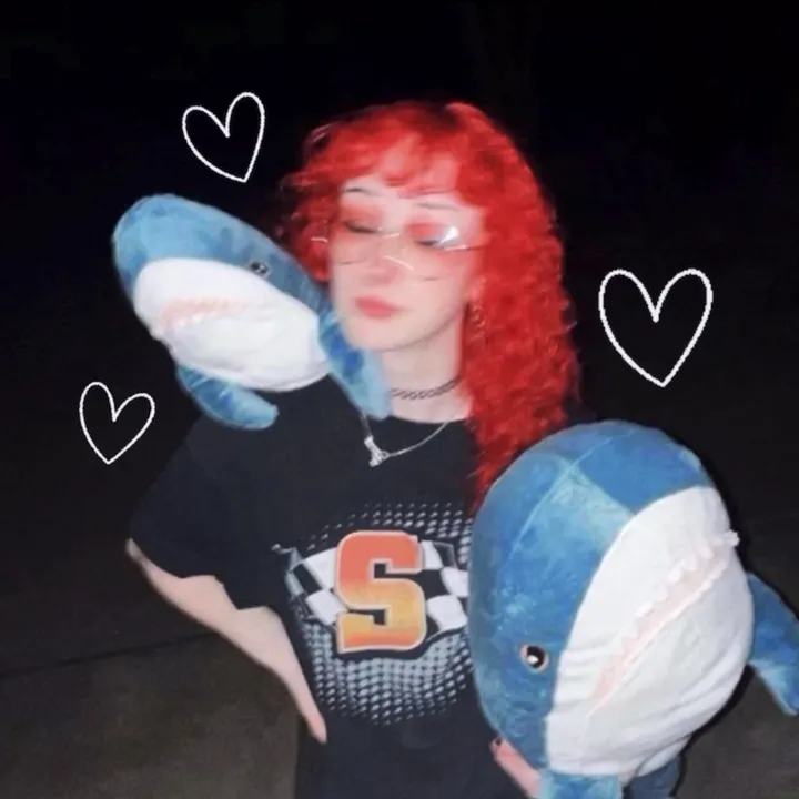 @emosharkfan