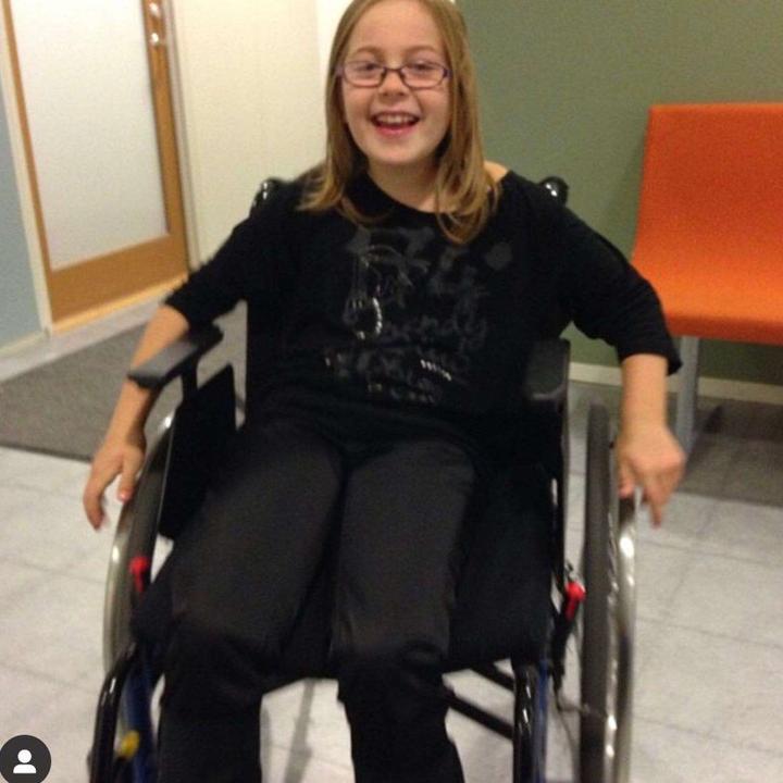Glöm inte bort bruuuncherna 🙄 - suara asli