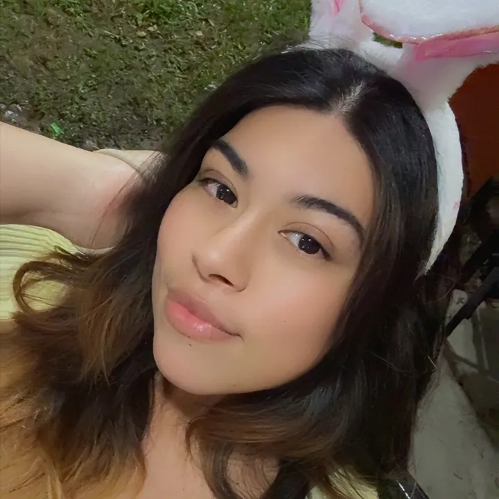 @d.monia23