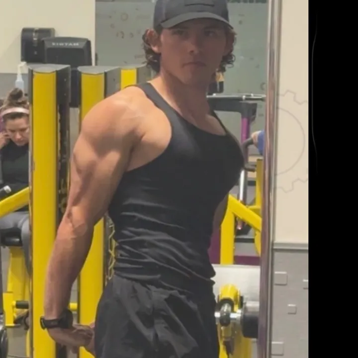 @itsjustrayden