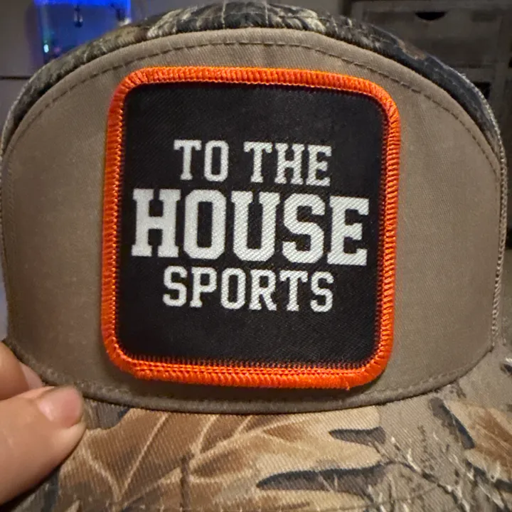 @tothehousesports