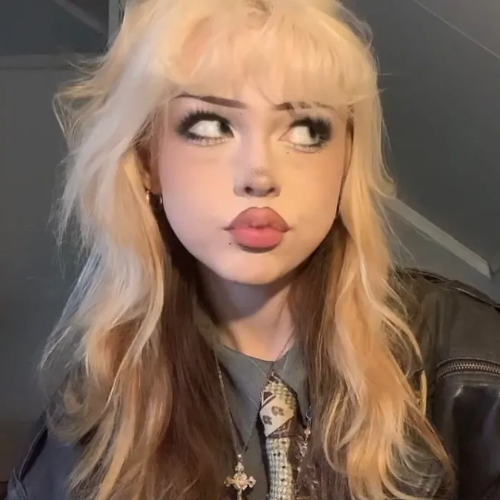 @batmansleft0e