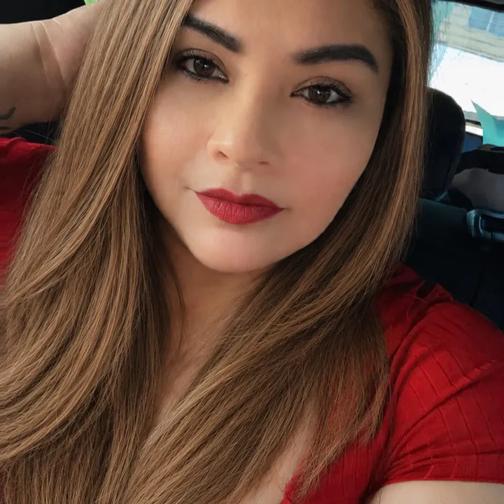 @mayteglz64