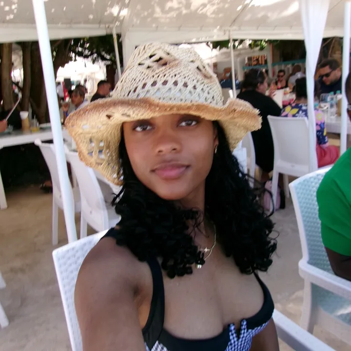 ama_ria