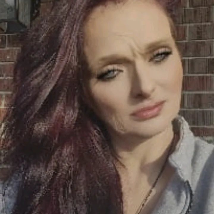 @renee30820