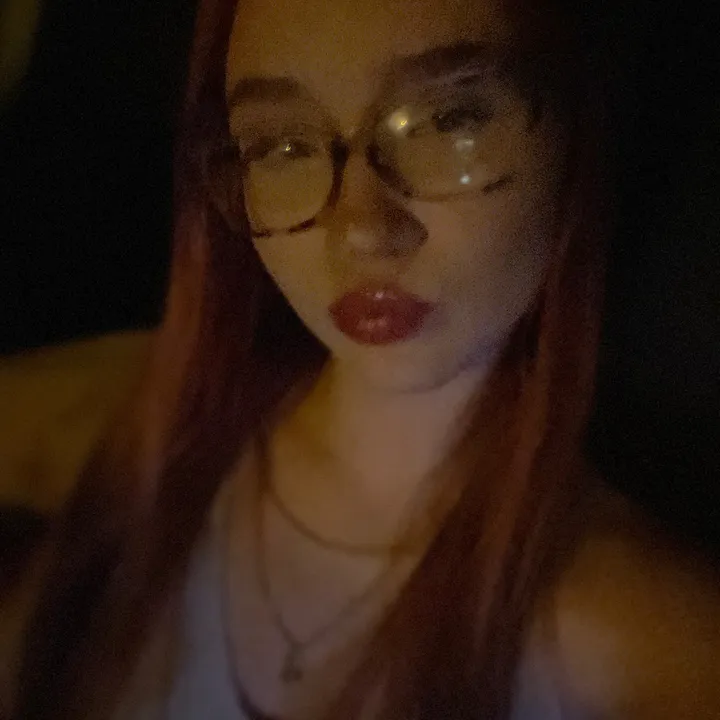 @lauraoffaxan