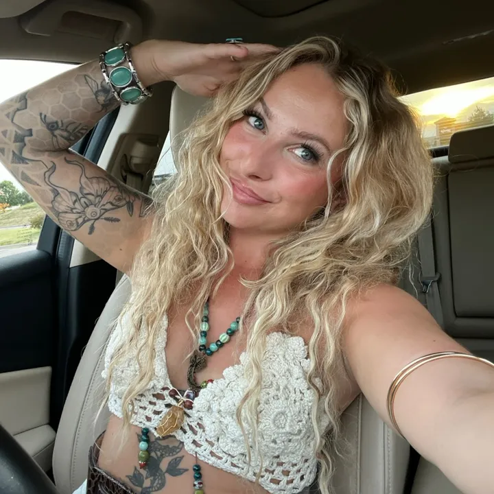 becbecyayay