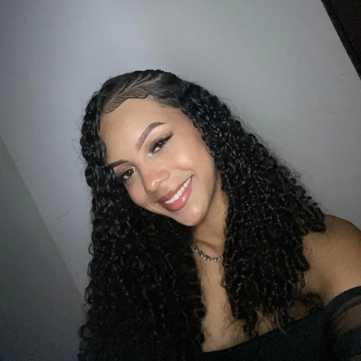 curly_anaj