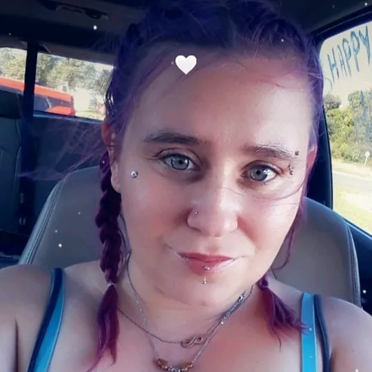@nikkiboo1990