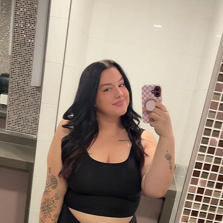 @vixenns__
