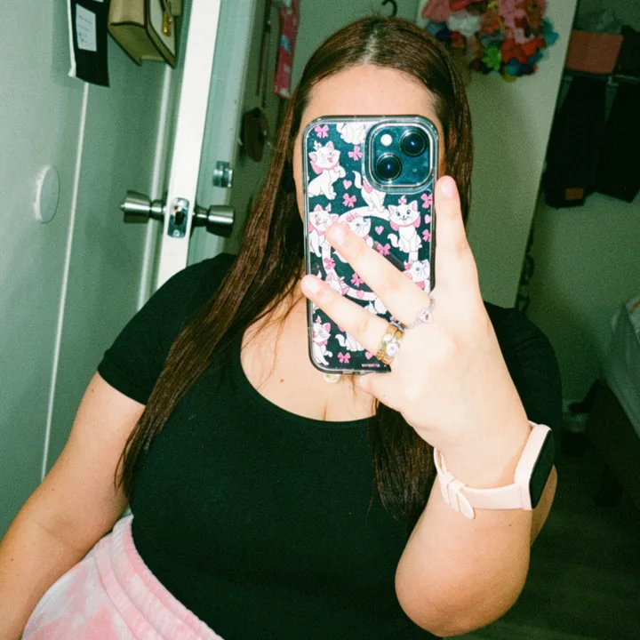kari_cambrano