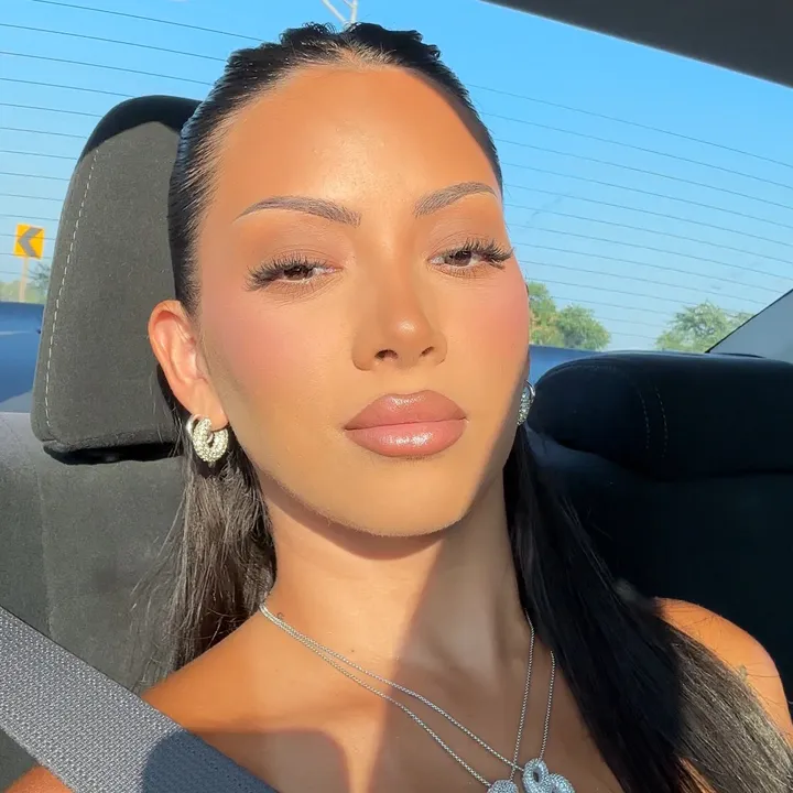 @ambervcruz