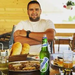 @uros.sakovic