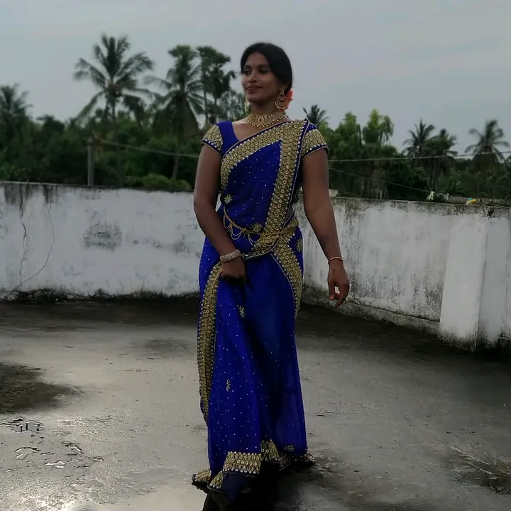 kundhavi828