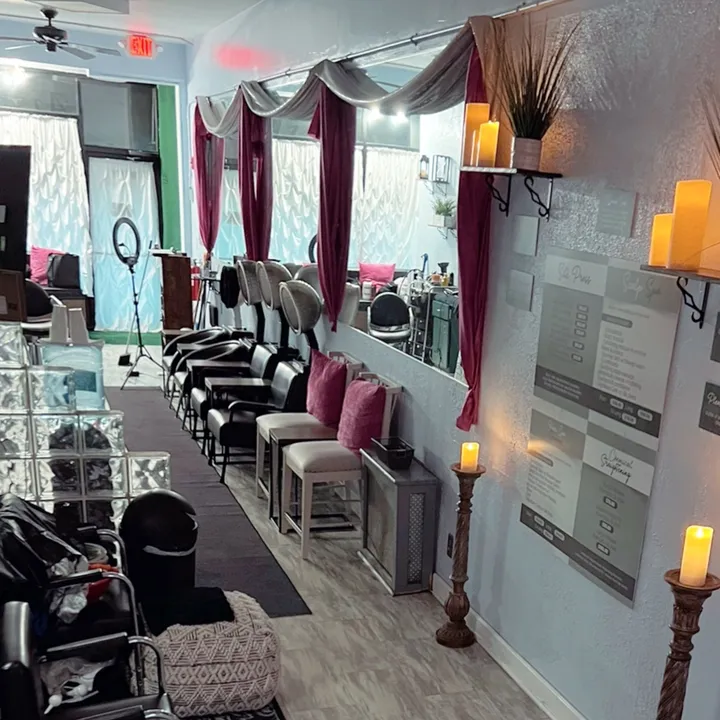 aisha_hairbiz