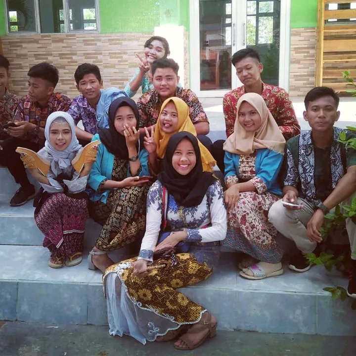 ayu_wahyuningsih