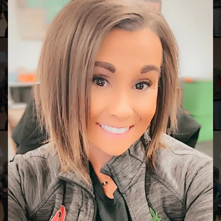 @simplyjess4.20