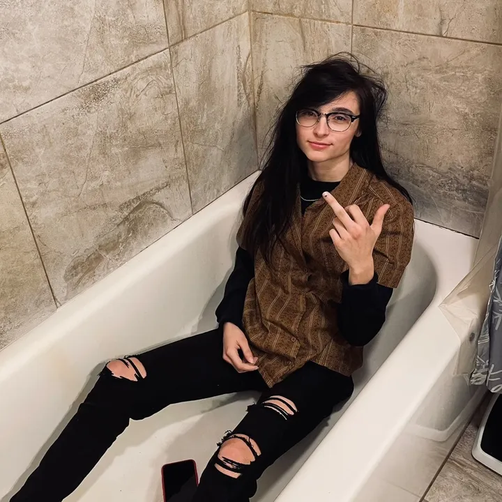 @kaylamus