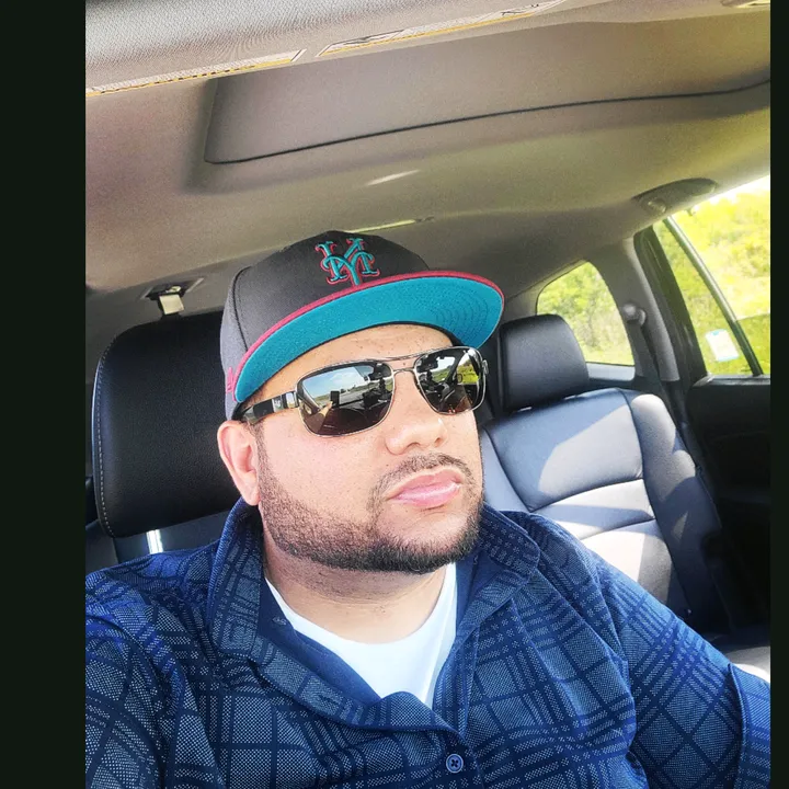 @rebelofhiphop