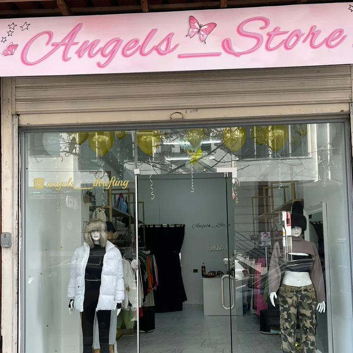 angels_thrifting