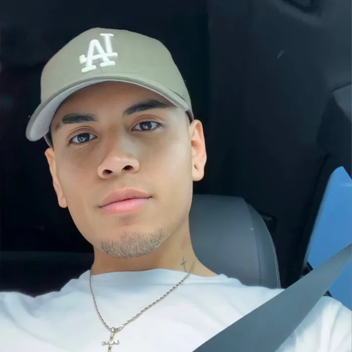@johnniibooii