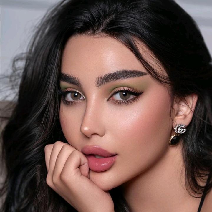🎶Queen👑 - suara asli