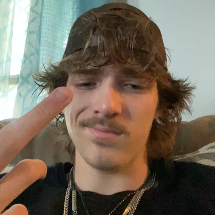 @landynnn_frr