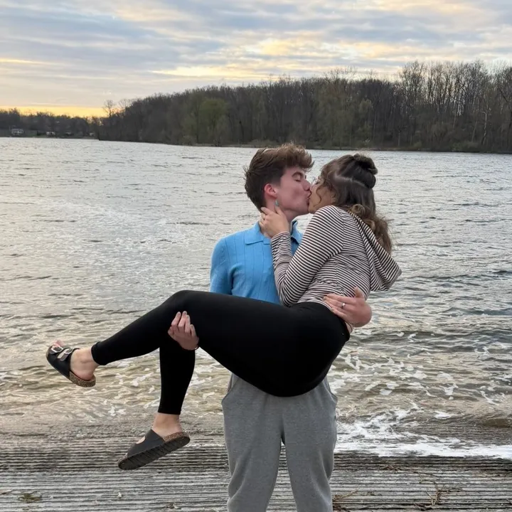 @avasfeelingpretty