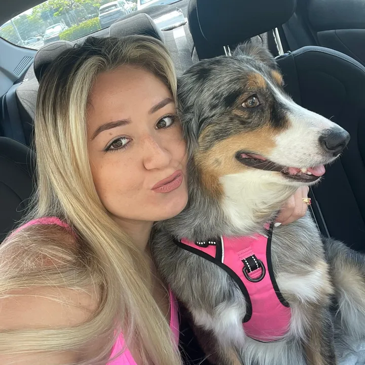 @lexislola