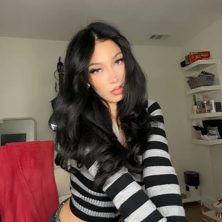@its_val1