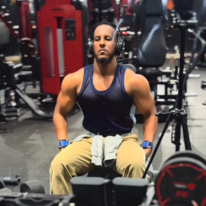 @babaadeshfitnes