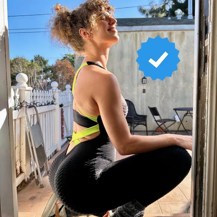 Vibe With Mommy (@vibewithmollys) - Urlebird