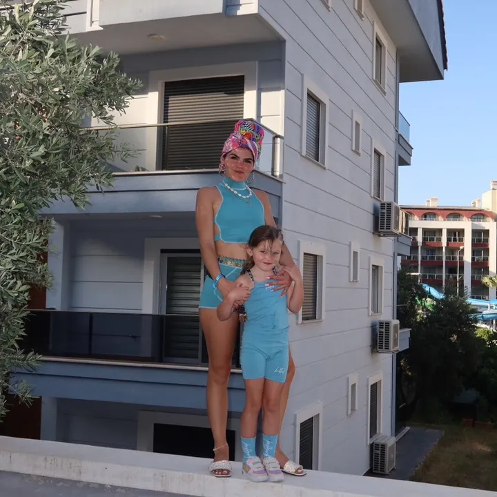 chloesinclairjo