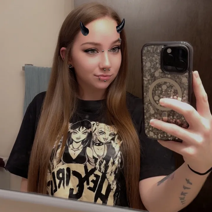 @koreynne