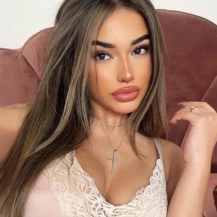 @iv0nn8