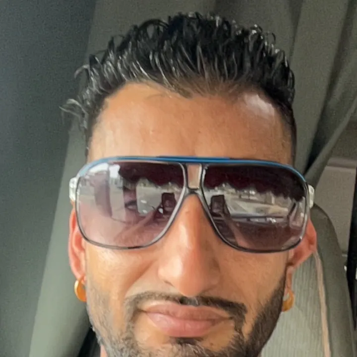 sukh8570