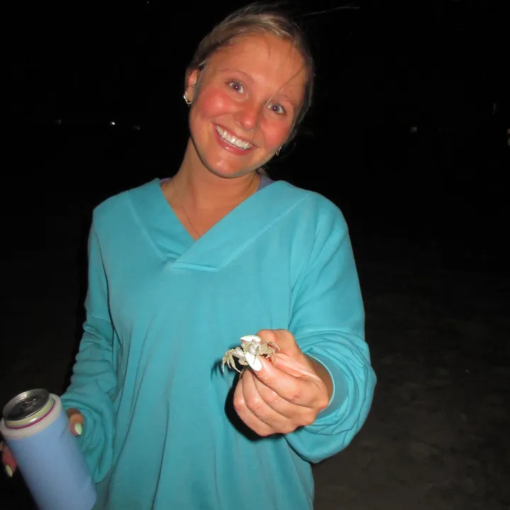 christa.thompson