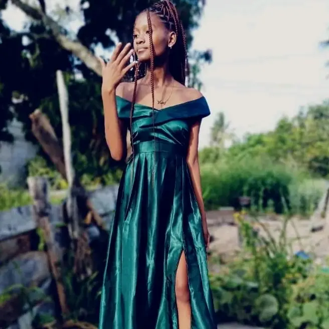 Charleny 🧸✨🦋 - Surrender