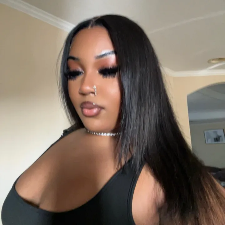 @_zoeydanielle_