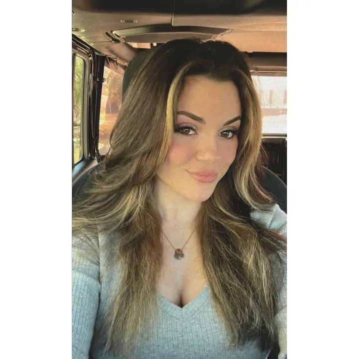 alyshaazzariti
